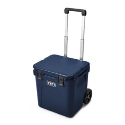 Yeti ROADIE® 48 WHEELED COOL BOX Navy